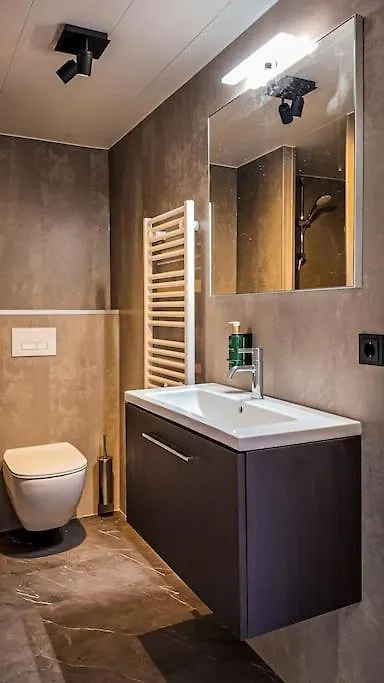 Tinyhouse Tijm Met Hottub Villa Meerssen Holiday home